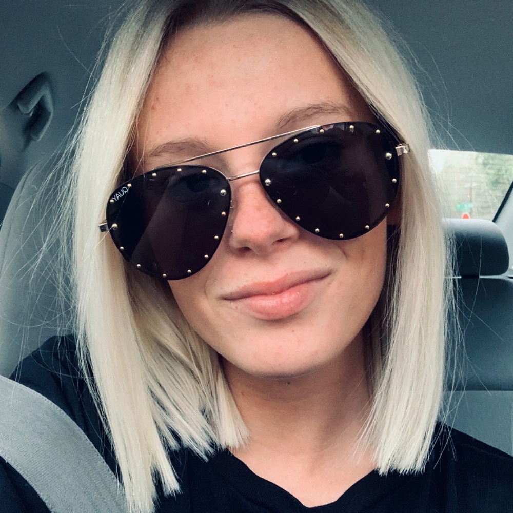 Meet your Posher, Catherine